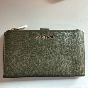 Michael Kors wallet